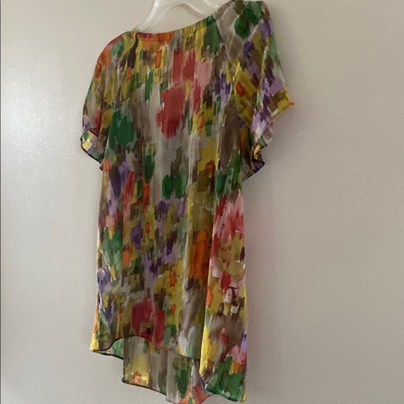 Colorful Women's Top by August Silk - Picture 6 of 6